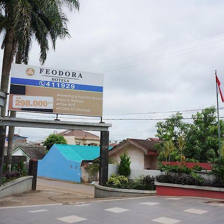 Feodora Airport Hotel Palembang Exterior photo