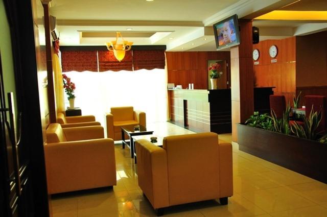 Feodora Airport Hotel Palembang Exterior photo